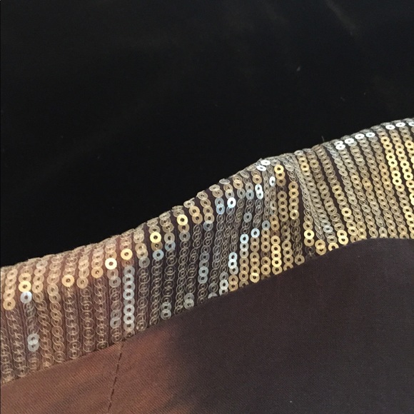 Top - Picture 2 of 3